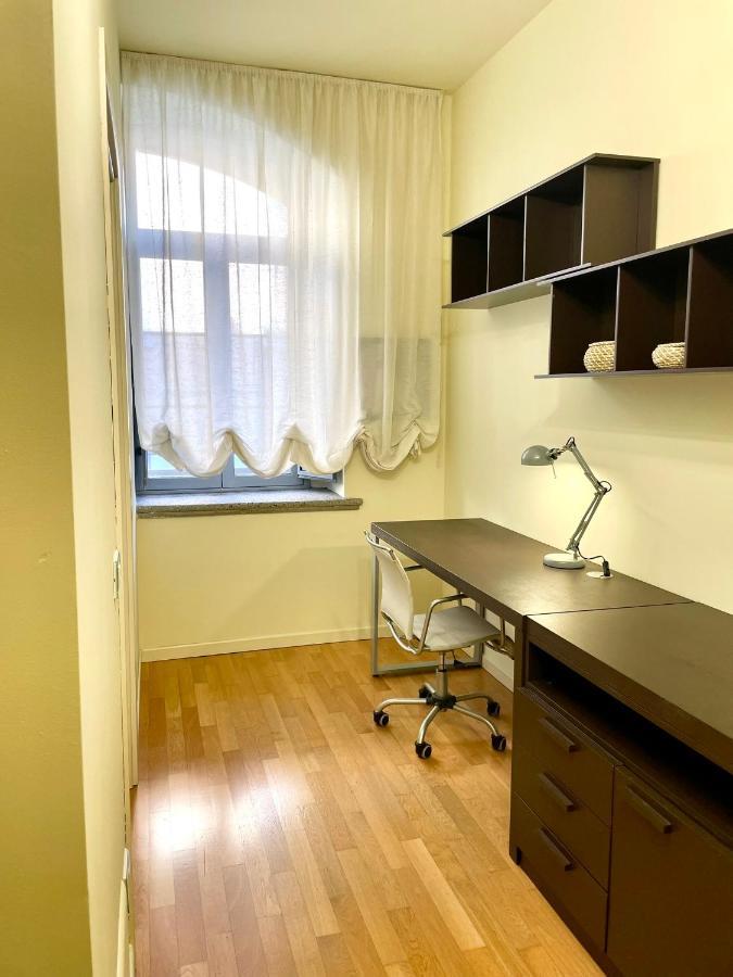Luxury Four-Room Apartment In Monza Centro - 2 Min Walk To Train Station Luaran gambar