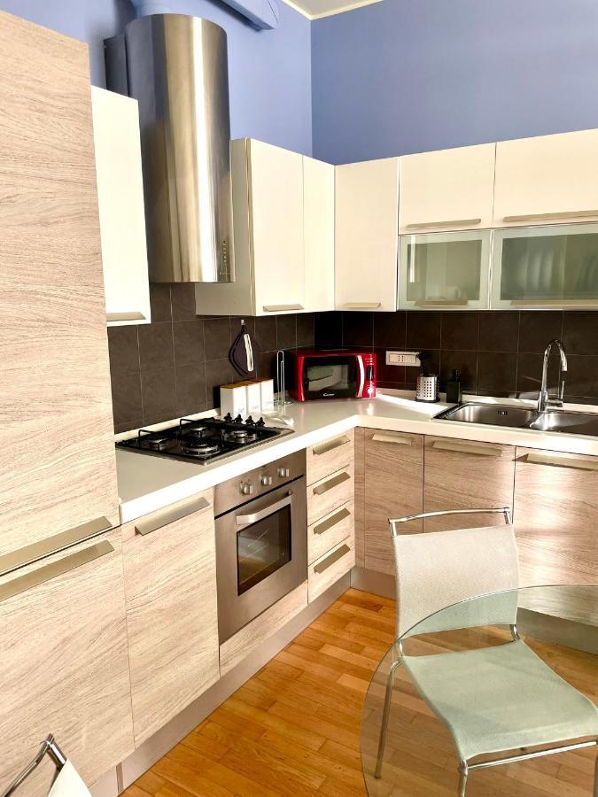 Luxury Four-Room Apartment In Monza Centro - 2 Min Walk To Train Station Luaran gambar